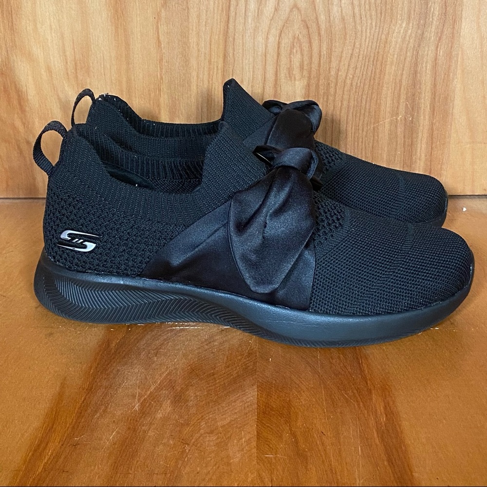 Womens 6.5 Skechers Bob Squad 2 Bow Beauty Slip On Shoes Black SEF0876